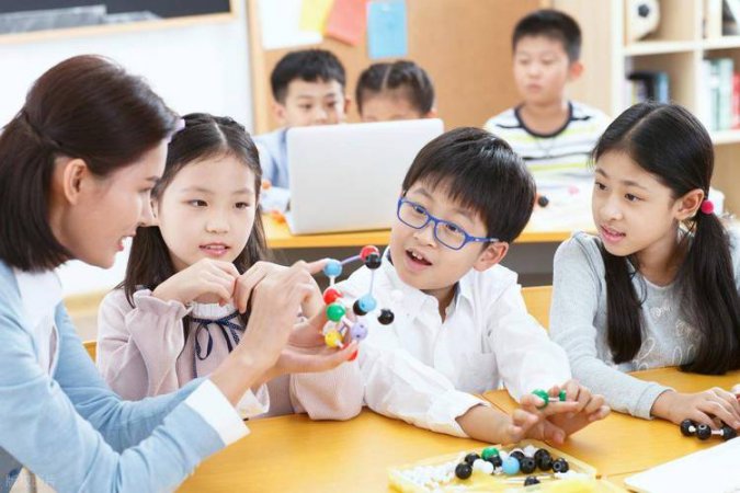 1-8季全【数字积木】英语启蒙动画天花板 耳朵感受英语思维 数字积木 Number Blocks 动画合集，中英文双语版，孩子零基础也能轻松学英语+数学，磨耳朵 - 相关描述