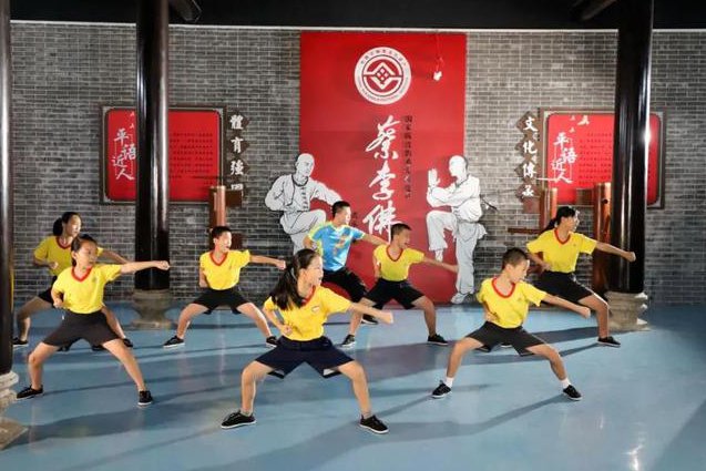 蔡李佛拳功夫教学视频—梁乃钊 - 蔡李佛拳